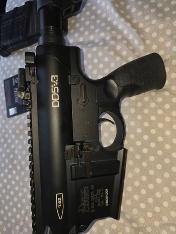 Imagen 4 de SR-25 EMG Daniel Defense Licensed DD5 CYMA Platinum Gearbox & Kestrel V2 MOSFET (Model: V3)