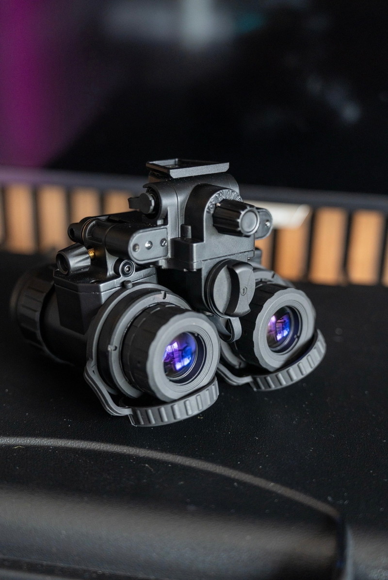 Image 1 for PVS-31 Gen 2+ NVG White Phosphor | Factory New | Nachtkijker