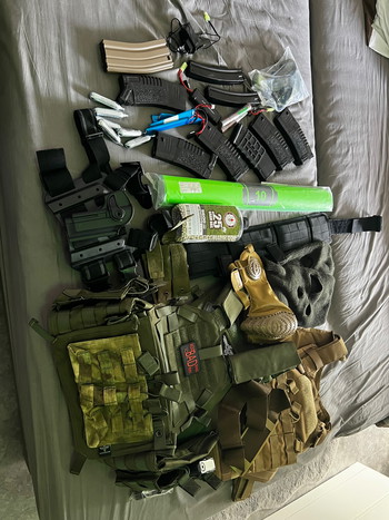 Imagen 4 de Verschiedene Lang- und Kurzwaffen, viel Zubehör