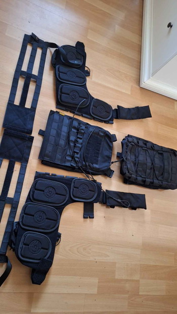 Bild 4 für EMERSON GEAR CP NAVY-CAGE STYLE CPC VEST + BACKPANEL/PACK | NOOIT GEBRUIKT