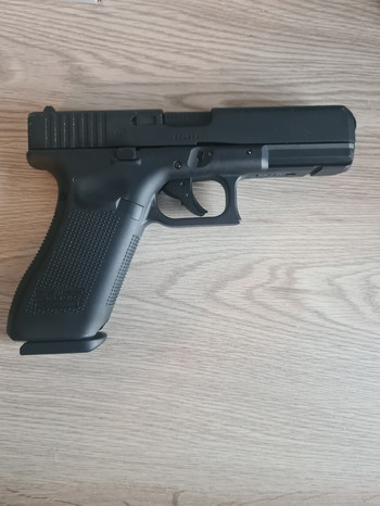Image 2 for Umarex Glock 17 gen5 GBB CO2