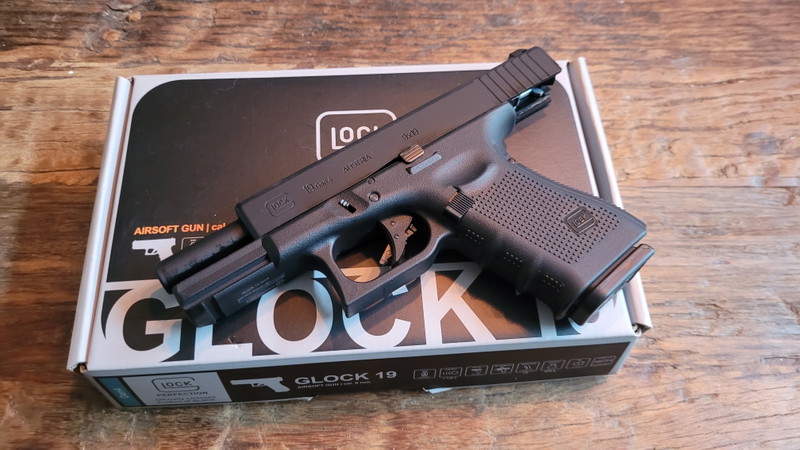 Image 1 for Een nieuwe Glock 19 GEN4.