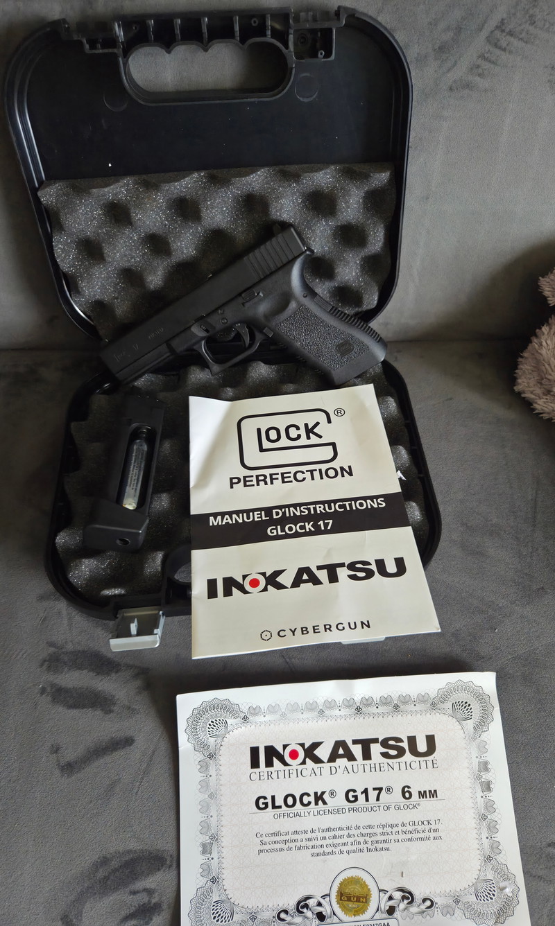 Imagen 1 de INOKATSU  GLOCK 17 CO2 BLOWBACK
