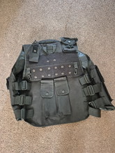 Imagen para Nockof vest -Black -changeable size and pouch locations.