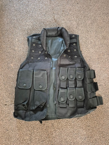 Imagen 2 de Nockof vest -Black -changeable size and pouch locations.