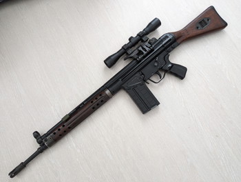 Afbeelding 2 van VFC G3 GBBR with Real deal wood kit