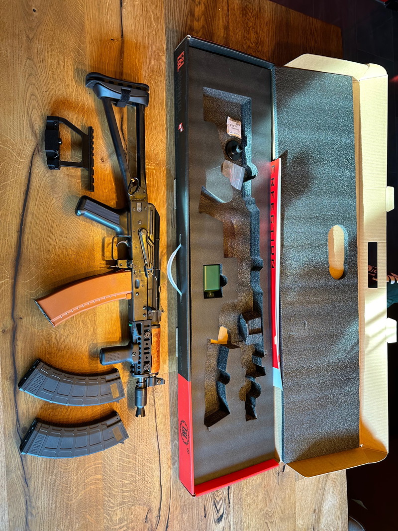 Imagen 1 de E&L ak74u