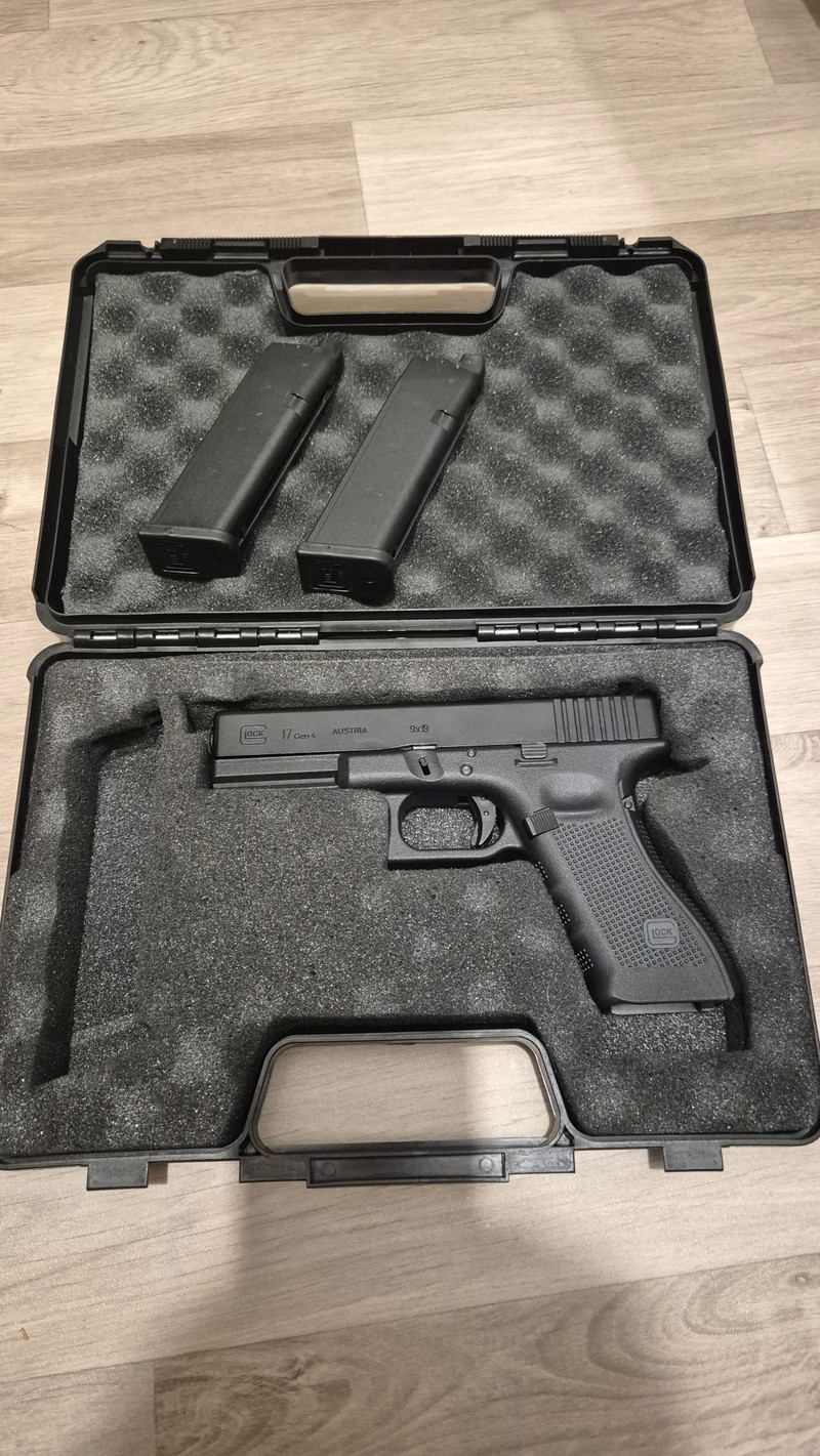 Bild 1 für Umarex Glock 17 gen 4 - zo goed als nieuw