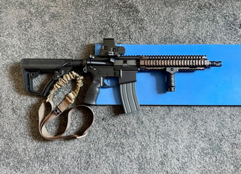 Bild 2 für Daniel Defense MK18 RIS2 Double Eagle GBBR - Black & Tan + accessories