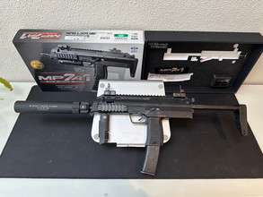 Afbeelding van Tokyo Marui MP7 A1 GBB Black (HK Markings) + Acetech demper