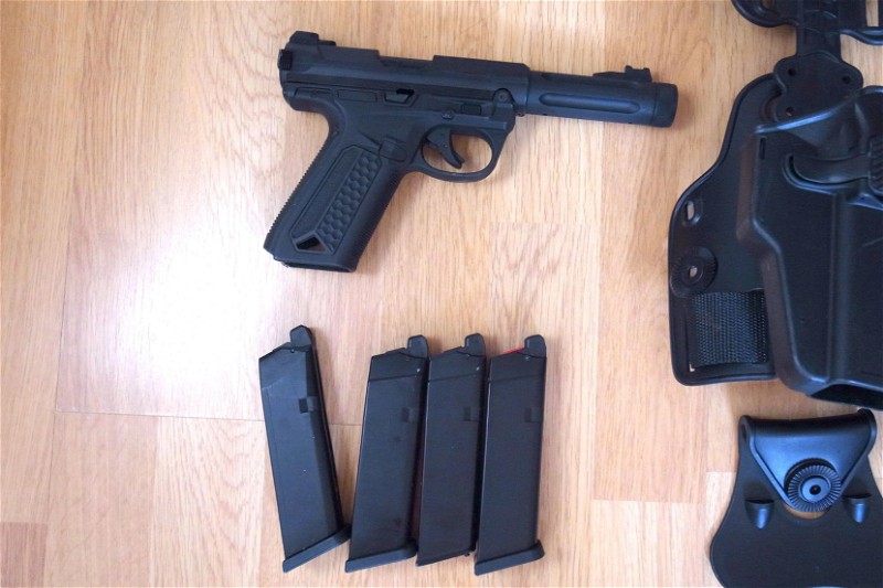 Image 1 pour AAP01 + 4 mags + Holster