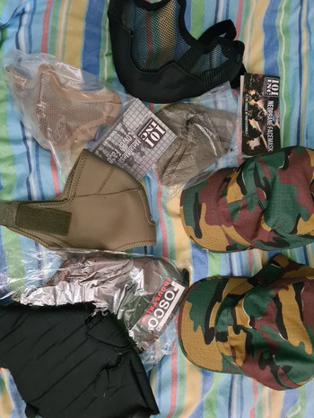 Image 2 pour Kleding en gear