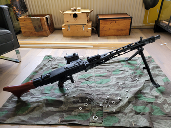 Afbeelding 2 van Agm mg42.