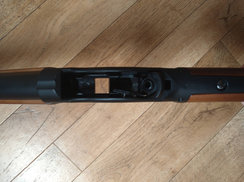 Afbeelding 4 van M1887 Terminator 2 Lever Action Gas Airsoft Shotgun by S&T (Model: Standard)