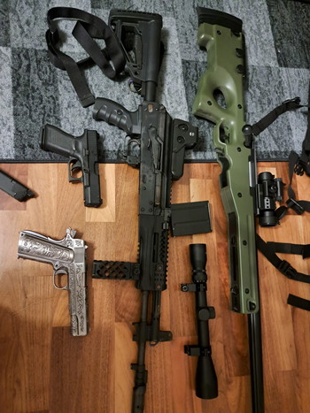 Afbeelding 2 van Airsoft Bulk Sale - Waffen, Munition, Granaten, Kleidung, etc.