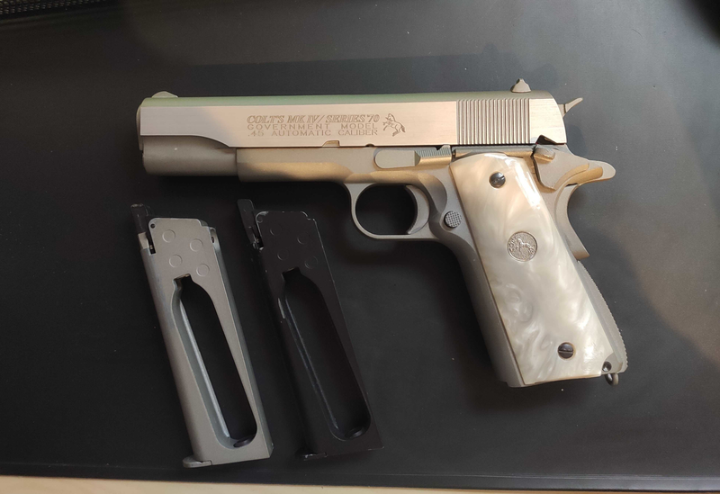 Bild 1 für Colt MK IV/Series 70 - Pearl grips (Cybergun-KJW CO2)