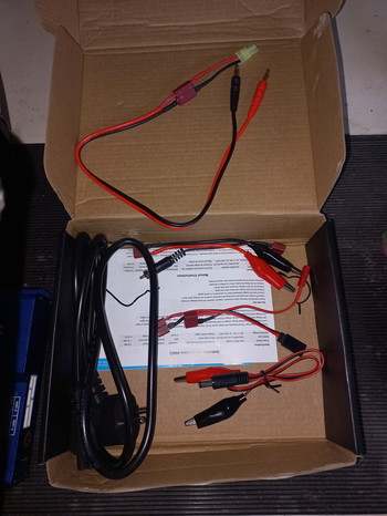 Afbeelding 5 van IMAX B6AC NiMH/LiPo multilader