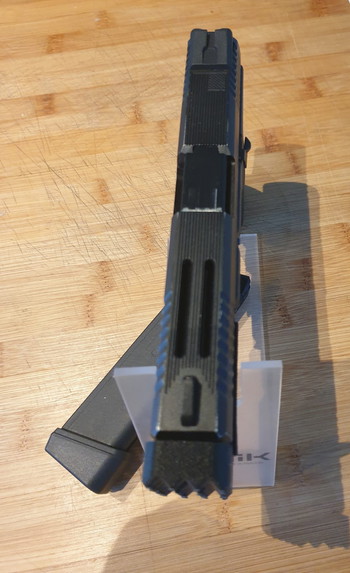 Image 3 for Combat Adaptive Pistol met scary supressor