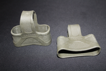 Image 3 for 2x M4/AR15 Magazine pull tabs Olive Drab