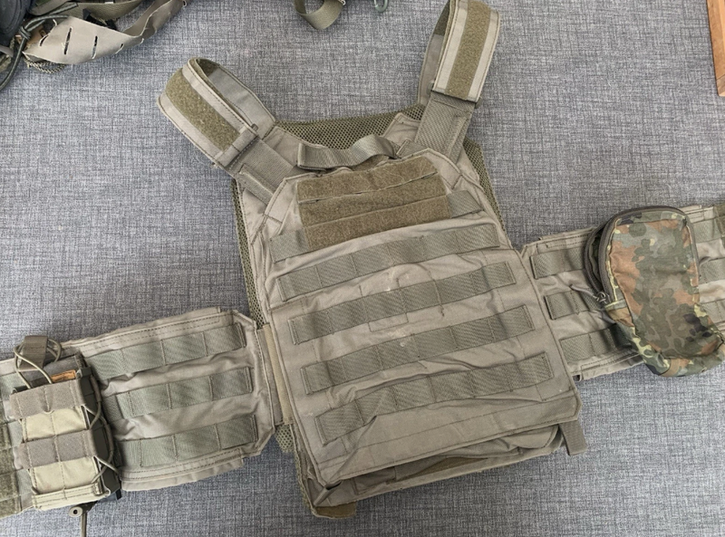 Imagen 1 de Lindnerhof Plattenträger Gen V Steingrau Bundeswehr Original KSK EGB Gebraucht