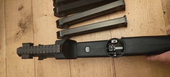 Zdjęcie 2 – WE P90 GBB HPA Tuned + 4 Magazine