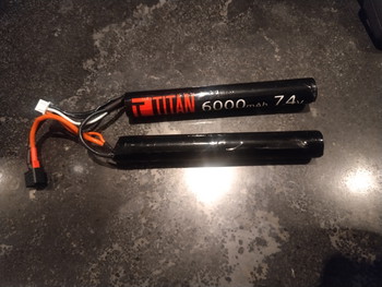 Afbeelding 3 van Pts eps Stock en 7.4v titan 6000mah batterij deans