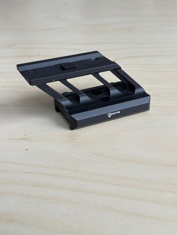 Image 2 for RS Fortis F1 Mount - Lower Third