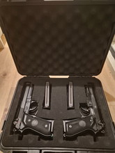 Image pour Baretta m9 2x met 4 mags en koffer