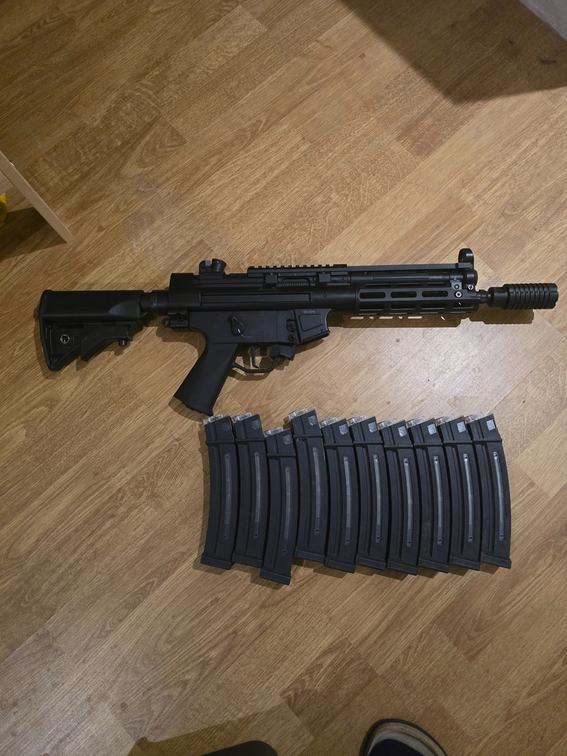 Image 1 for Cyma mp5 platinum 10mags