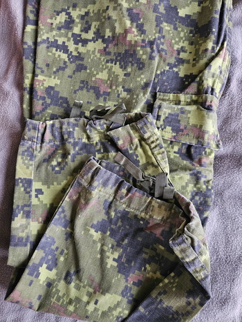 Imagen 4 de Cargobroek