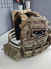 Afbeelding van Emerson JPC Multicam Plate Carrier + Warrior Quick Mags + Pouches en andere extra's