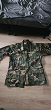 Imagen para Woodland camo vest broek en vest compleet