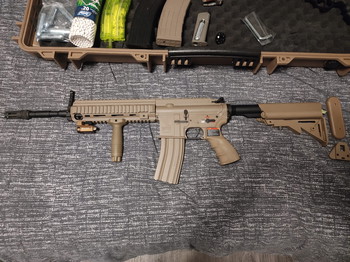 Afbeelding 5 van Complete airsoft set M4 TR4-18 G&G + Colt 1911 + Ruger Superhawk