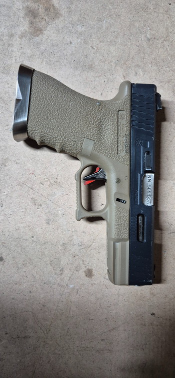 Image 3 for We glock 19