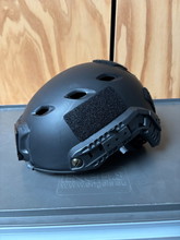 Afbeelding van Ops-core FAST bump helmet.