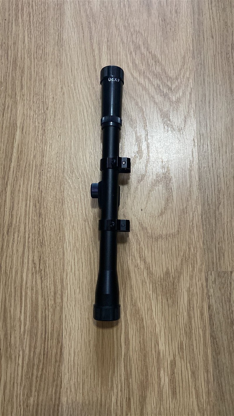 Image 1 for Afstelbare 4x20 Sniper Scope met picatinny ris rail mount en lens covers zwart