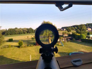 Image 2 for Afstelbare 4x20 Sniper Scope met picatinny ris rail mount en lens covers zwart