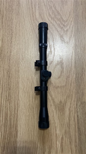 Image 3 for Afstelbare 4x20 Sniper Scope met picatinny ris rail mount en lens covers zwart