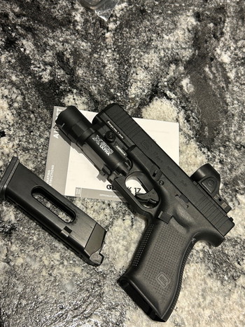 Afbeelding 4 van Glock 17 gen 5 mos co2