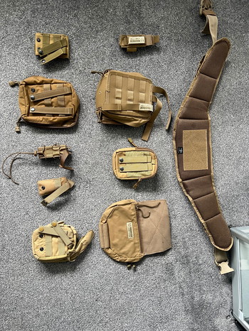 Afbeelding 2 van Lot Tan/black pouches & overig