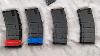 Afbeelding 2 van GHK G5 GBB rifle + 3 spare mags