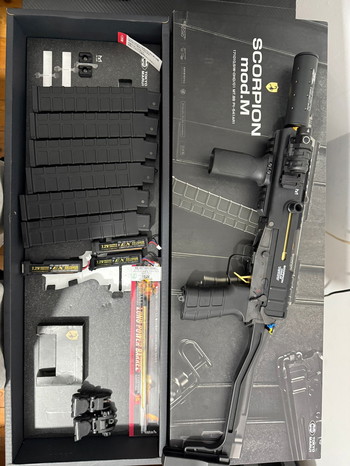 Image 5 pour Tokyo Marui Scorpion mod.M