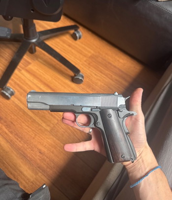Afbeelding 2 van 1911 2 mags leak