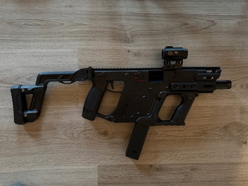 Image 4 for Geüpgrade Krytac KRISS Vector AEG (1.15 J) met LAYLAX upgrades, Acetech Brighter CS tracer & meer (totale nieuwprijs 1150 euro)!