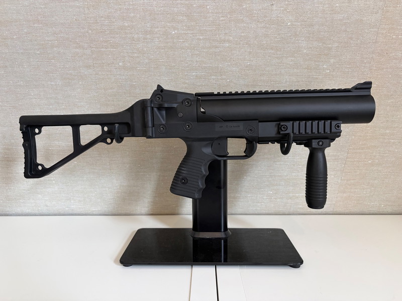 Afbeelding 1 van Grenade launcher GL-06