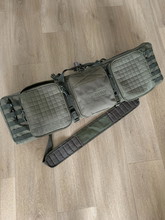 Bild für Voodoo tactical rifle bag (2 grote vakken, mol systeem, magazijnen pouches,) lange versie!