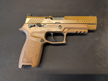 Bild 3 für Sig Sauer M17 GBB incl. 2 mags