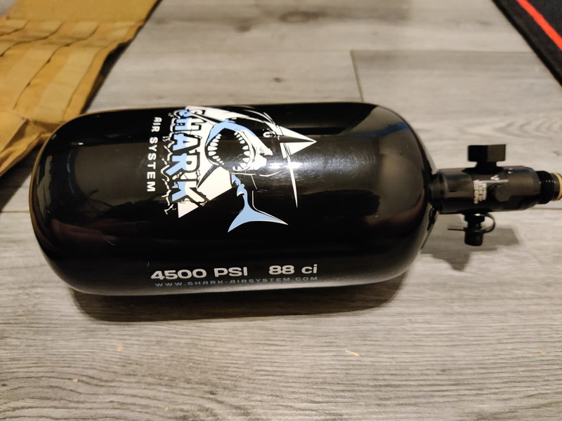 Image 1 for shark 1.5l 88ci 4500 psi carbon tank + hp preset