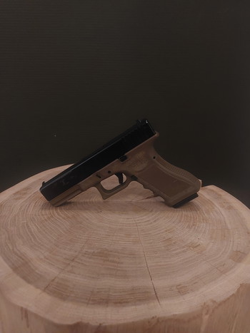 Afbeelding 2 van Glock 17