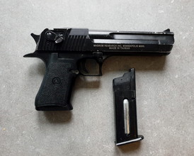 Image pour DESERT EAGLE  single en full auto